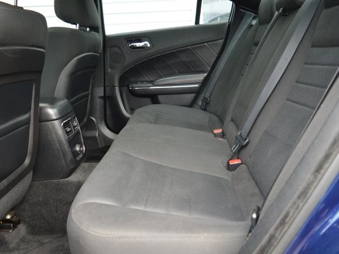 Used 2014 Dodge Charger R/T w/ Wheels & Tunes Group image 16