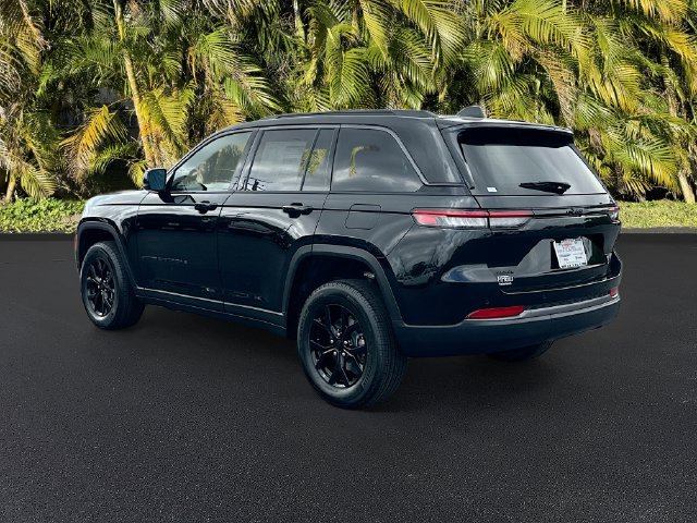 New 2026 Jeep Grand Cherokee Altitude AWD/4WD image 3