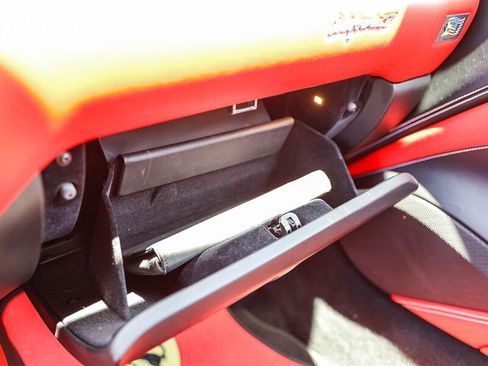 Used 2015 Ferrari California T RWD image 44