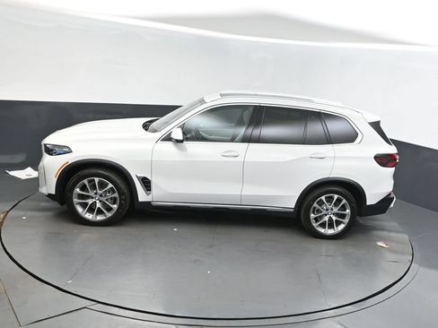 Used 2026 BMW X5 sDrive40i w/ Parking Assistance Package RWD image 30