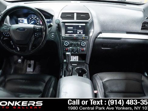 Used 2016 Ford Explorer XLT w/ Equipment Group 202A AWD/4WD image 52