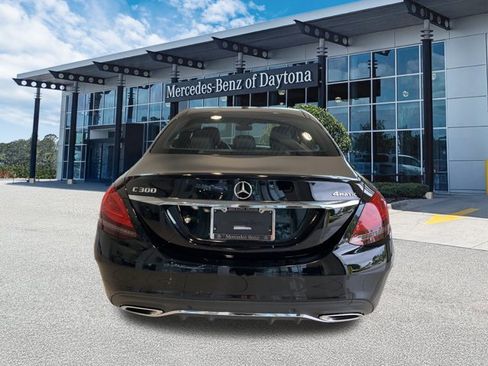 Used 2019 Mercedes-Benz C 300 4MATIC Sedan image 5