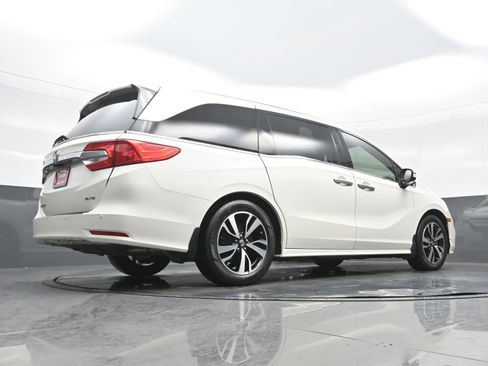 Used 2018 Honda Odyssey Elite image 34