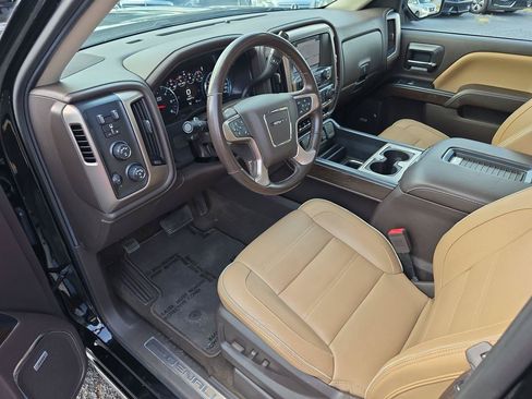 Used 2018 GMC Sierra 1500 Denali w/ Denali Ultimate Package AWD/4WD image 4