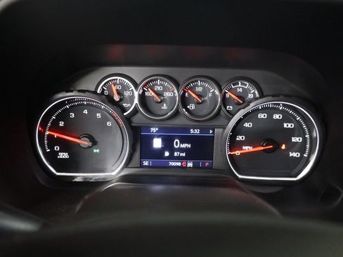 Used 2021 Chevrolet Tahoe RST w/ Luxury Package AWD/4WD image 22