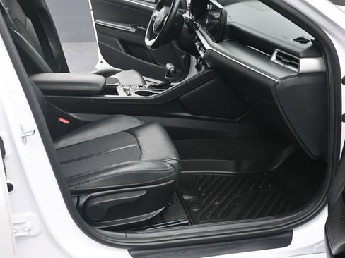 Used 2022 Kia K5 GT-Line image 11