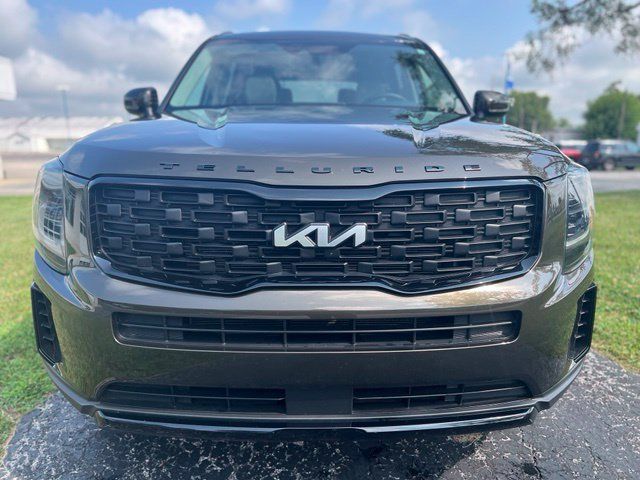 Used 2022 Kia Telluride EX w/ EX Premium Package AWD/4WD image 3