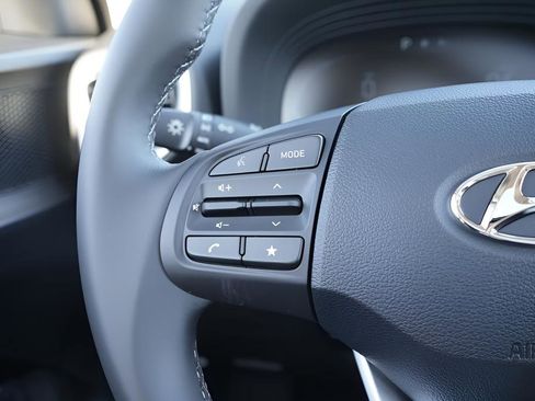 New 2026 Hyundai Venue SEL FWD image 25