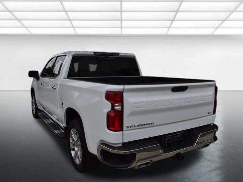 Used 2022 Chevrolet Silverado 1500 LTZ w/ LTZ Premium Package AWD/4WD image 9