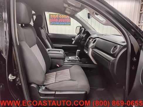 Used 2021 Toyota Tundra SR5 w/ SR5 Upgrade Package AWD/4WD image 14