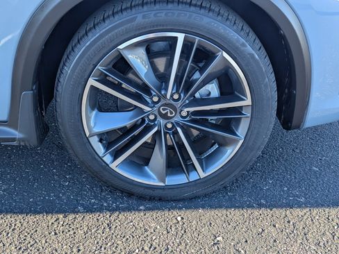 Certified 2025 INFINITI QX55 Luxe w/ Accent Package image 10