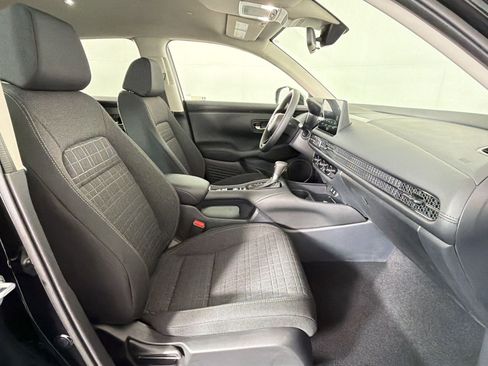 New 2026 Honda HR-V LX image 28