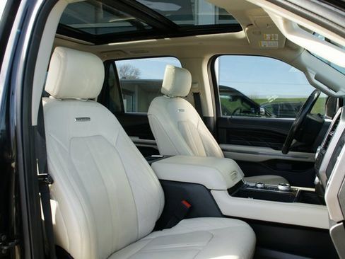 Used 2020 Ford Expedition Platinum image 41