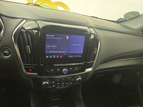 Certified 2023 Chevrolet Traverse RS image 23