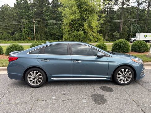 Used 2015 Hyundai Sonata Sport w/ Option Group 03 FWD image 3