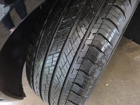 New 2026 Cadillac Lyriq Premium Sport image 33