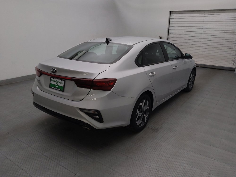 Used 2021 Kia Forte LXS FWD image 9
