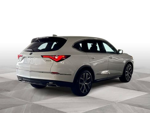 Used 2023 Acura MDX FWD w/ Technology Package image 8
