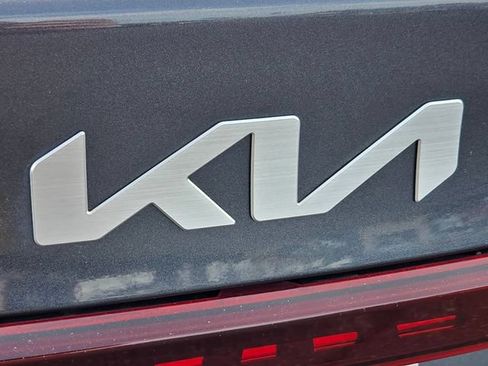 Used 2023 Kia Forte LXS FWD image 16
