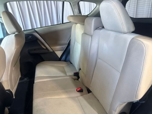 Used 2013 Toyota RAV4 XLE AWD/4WD image 17