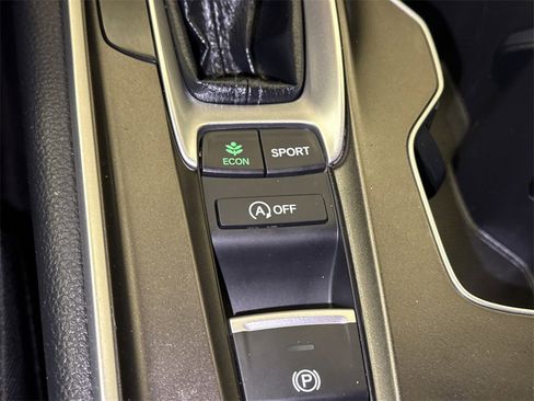 Certified 2022 Honda Accord Sport image 27