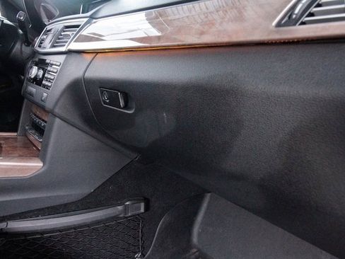 Used 2012 Mercedes-Benz E 350 4MATIC Sedan image 35