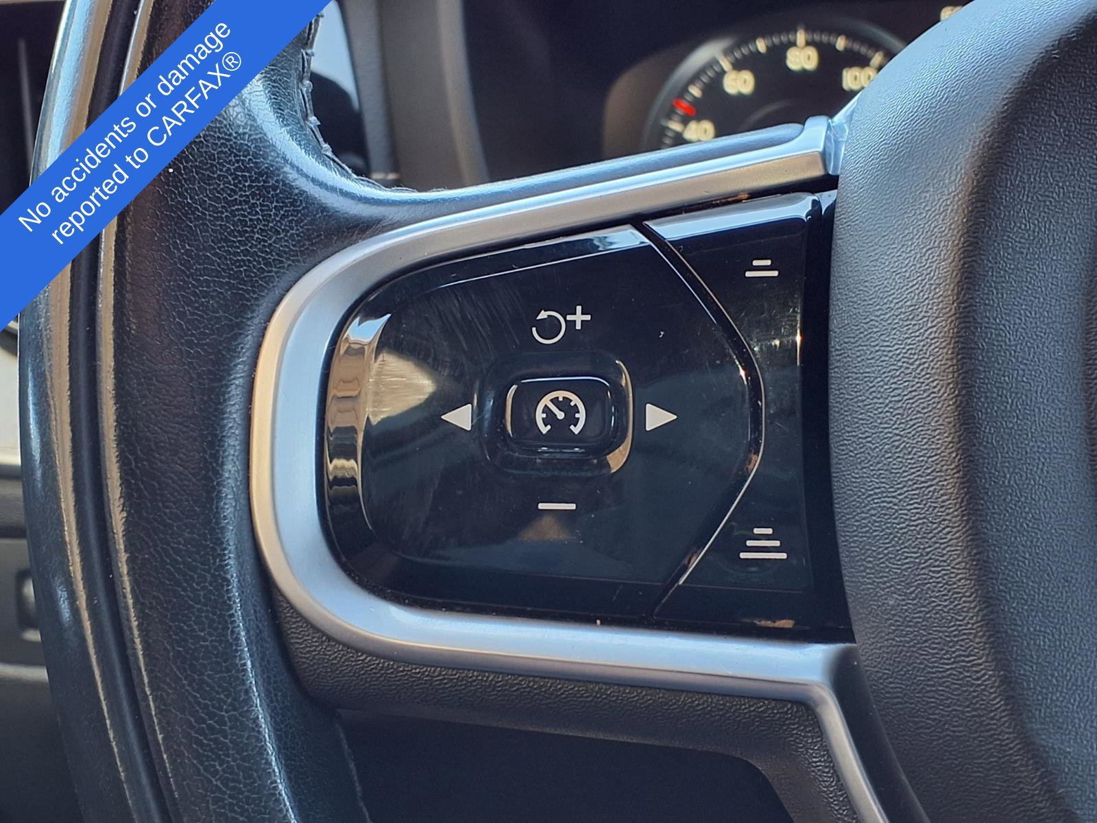 Used 2019 Volvo XC60 T6 Inscription w/ Protection Package Premier AWD/4WD image 31