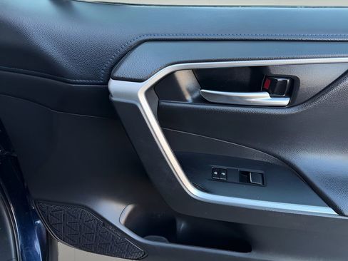 Used 2021 Toyota RAV4 XSE w/ XSE Grade Weather Package image 31