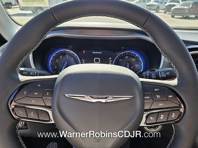 New 2026 Chrysler Pacifica Select w/ S Appearance Package FWD image 25