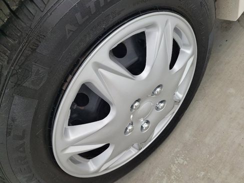Used 2015 Nissan Altima 2.5 S w/ Power Driver Seat Package FWD image 31