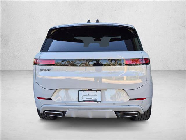 New 2027 Land Rover Range Rover Sport Dynamic SE AWD/4WD image 7
