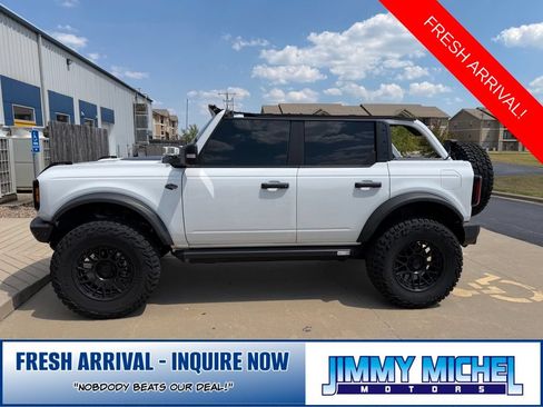 Used 2022 Ford Bronco Wildtrak AWD/4WD image 5