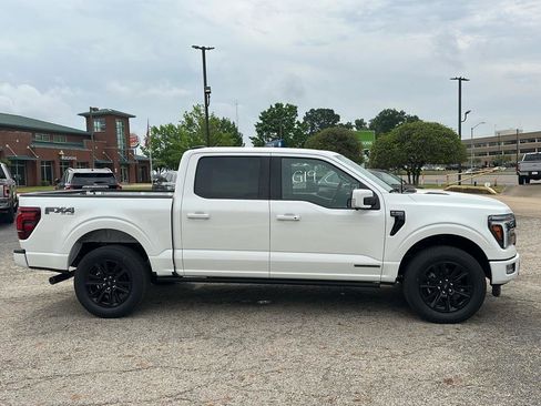 New 2025 Ford F150 Platinum w/ Equipment Group 702A High image 4