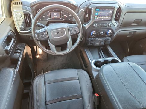 Used 2023 GMC Sierra 2500 Denali image 11