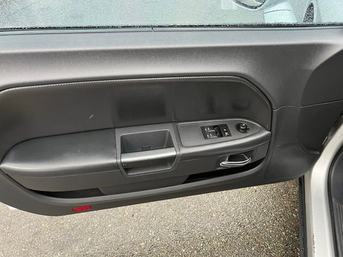 Used 2010 Dodge Challenger R/T image 16