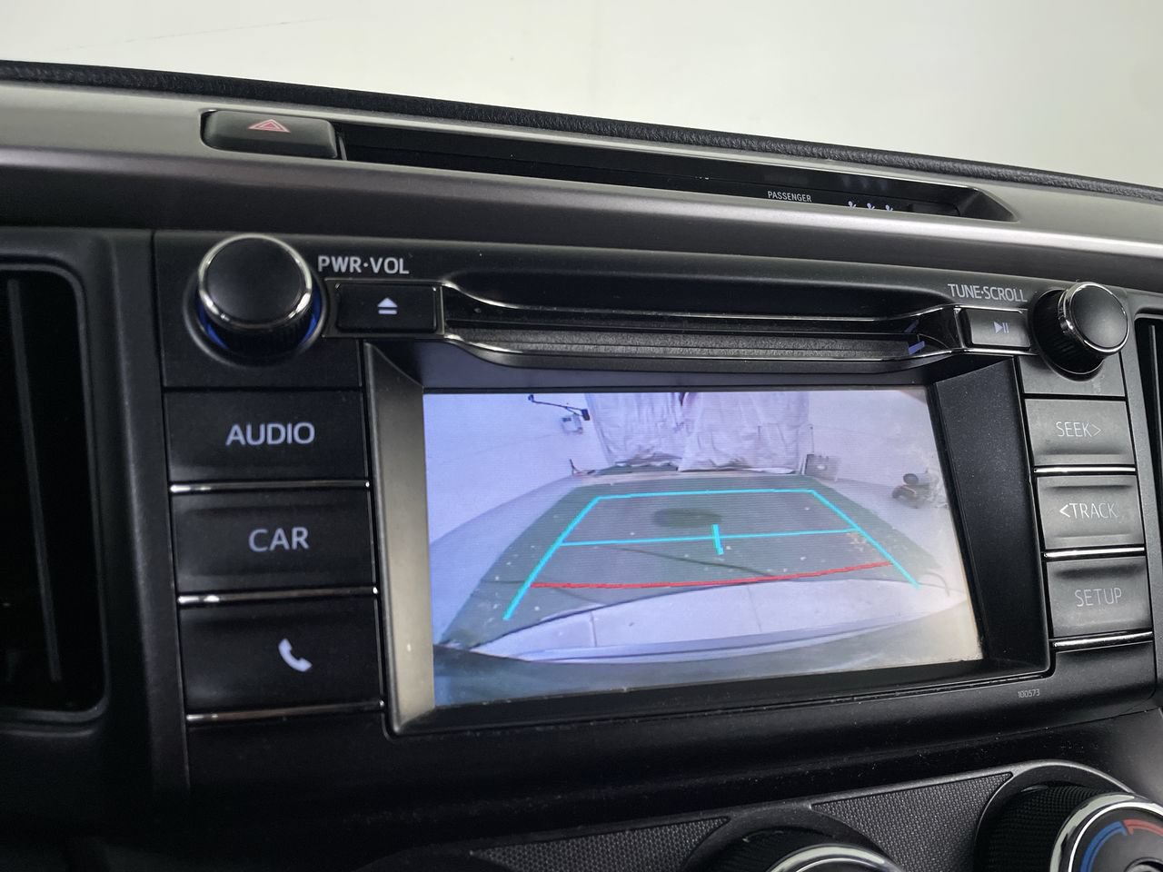 Used 2018 Toyota RAV4 LE w/ All Weather Liner Package AWD/4WD image 17