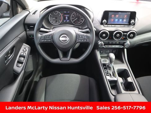 Used 2025 Nissan Sentra S FWD image 15