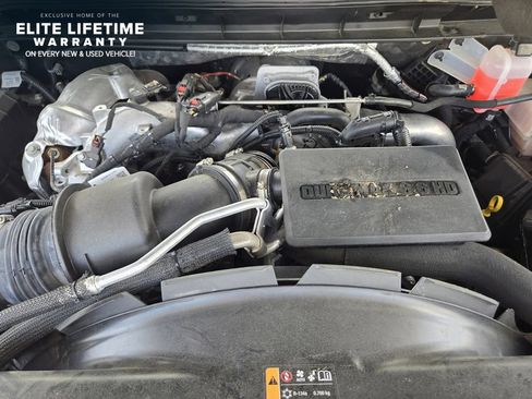 Used 2024 Chevrolet Silverado 2500 LTZ w/ LTZ Convenience Package AWD/4WD image 30