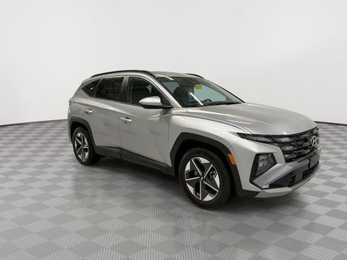 Used 2025 Hyundai Tucson SEL FWD image 13