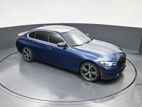 Used 2021 BMW 330i Sedan w/ Convenience Package RWD image 24