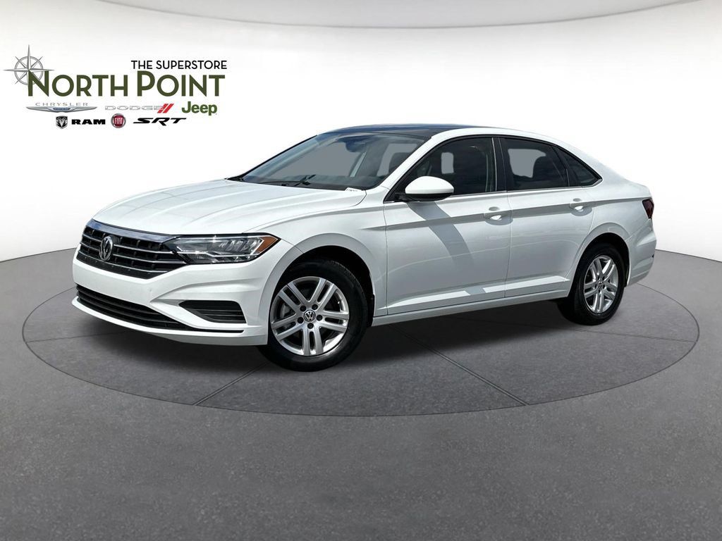 Used 2021 Volkswagen Jetta SE FWD image 1