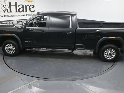 Used 2020 GMC Sierra 2500 SLE w/ X31 Off-Road Package AWD/4WD image 42