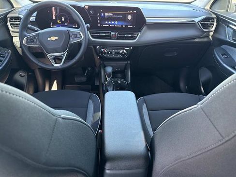 Used 2026 Chevrolet TrailBlazer LT w/ Convenience Package image 18