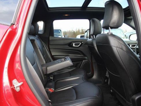 Used 2024 Jeep Compass Limited w/ High Altitude Package image 31