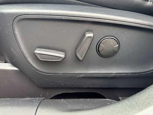 Used 2024 Ford Escape ST-Line w/ Tech Pack #1 AWD/4WD image 18
