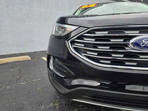 Used 2022 Ford Edge SEL w/ Convenience Package image 2