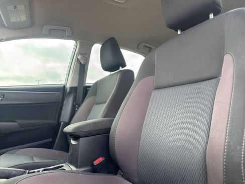 Used 2017 Toyota Corolla LE image 37