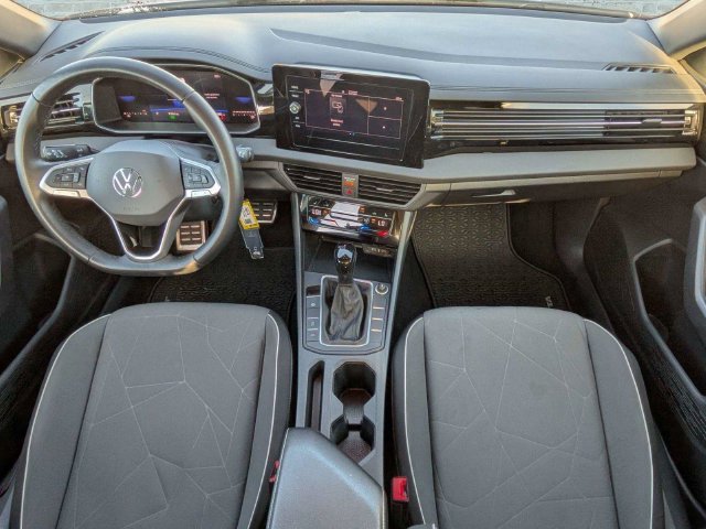 Certified 2025 Volkswagen Jetta Sport FWD image 14