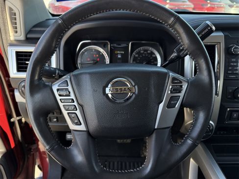 Used 2017 Nissan Titan PRO-4X image 14