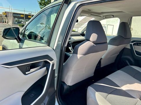 Certified 2023 Toyota RAV4 XLE w/ Convenience Package AWD/4WD image 11
